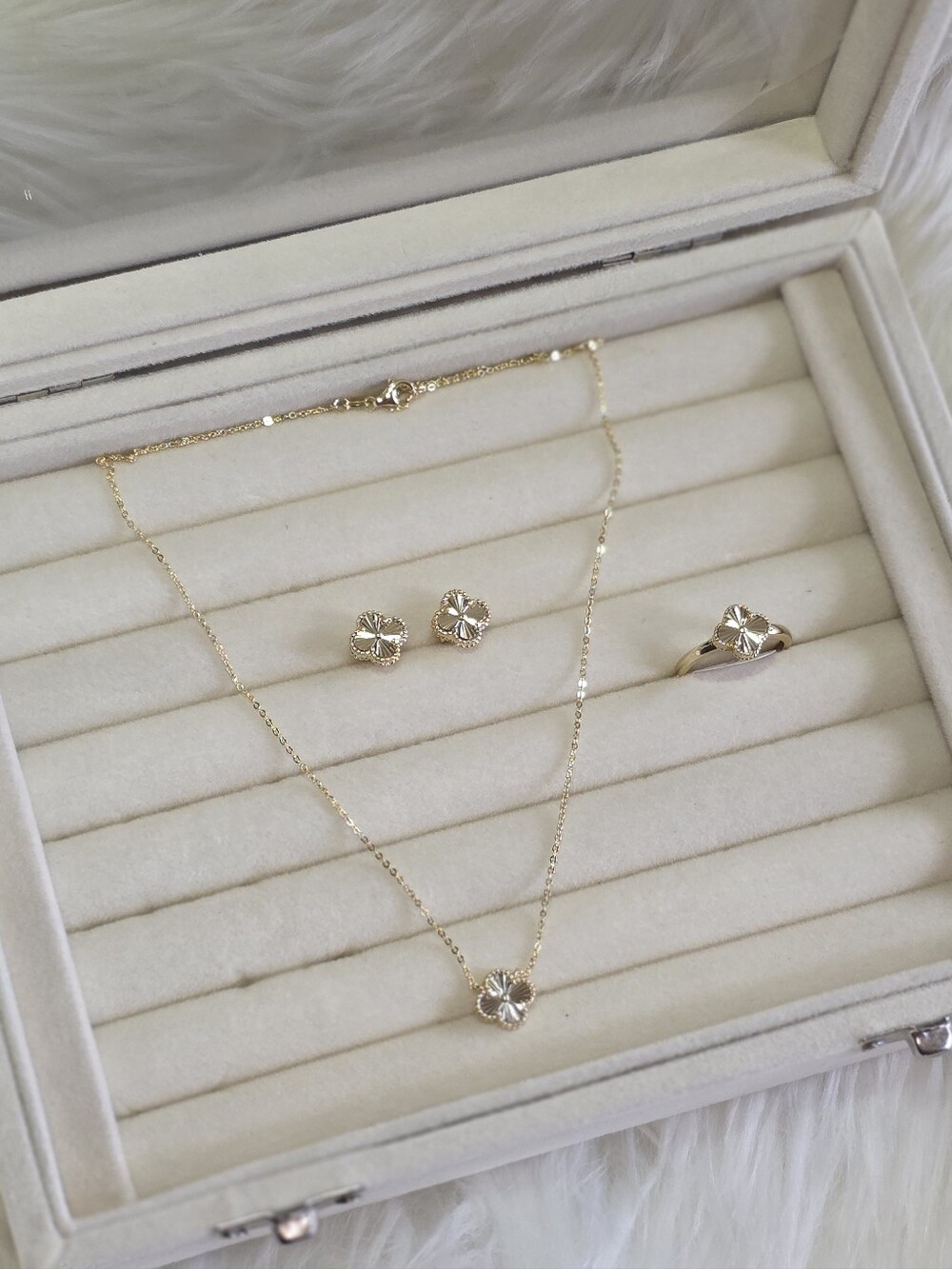 Sterling Silver Gold Floral Pendant Necklace, Earrings & Ring Set Size 9